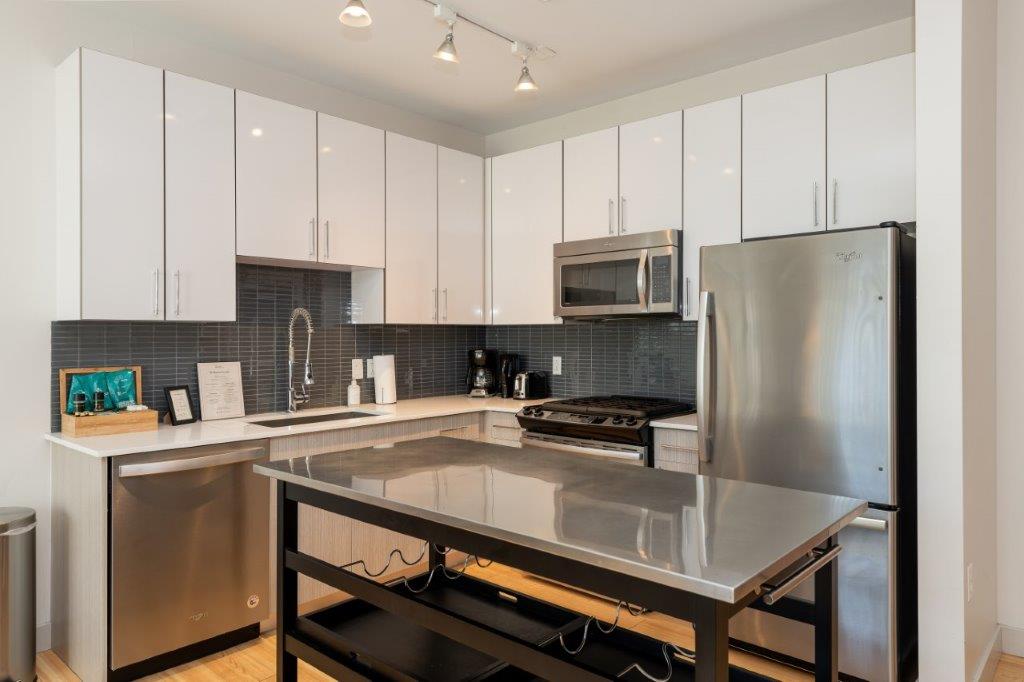 320 D St, South Boston