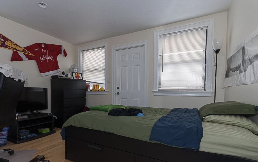 1203 Beacon St, Coolidge Corner