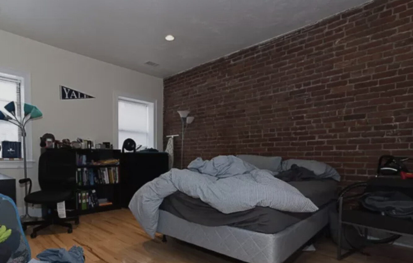 1203 Beacon St, Coolidge Corner