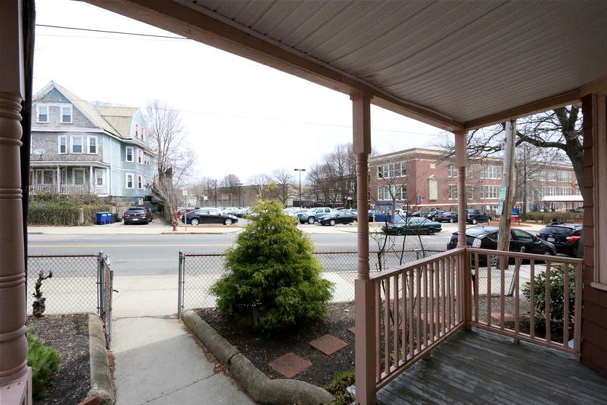 190 Holland St, Davis Square