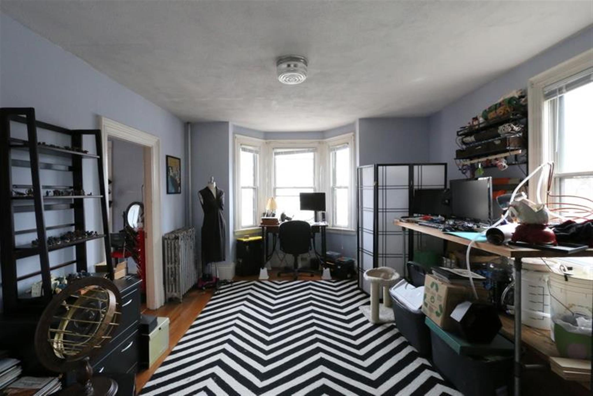 190 Holland St, Davis Square