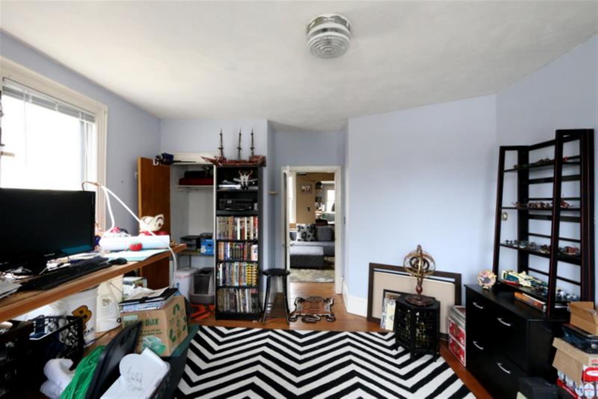 190 Holland St, Davis Square