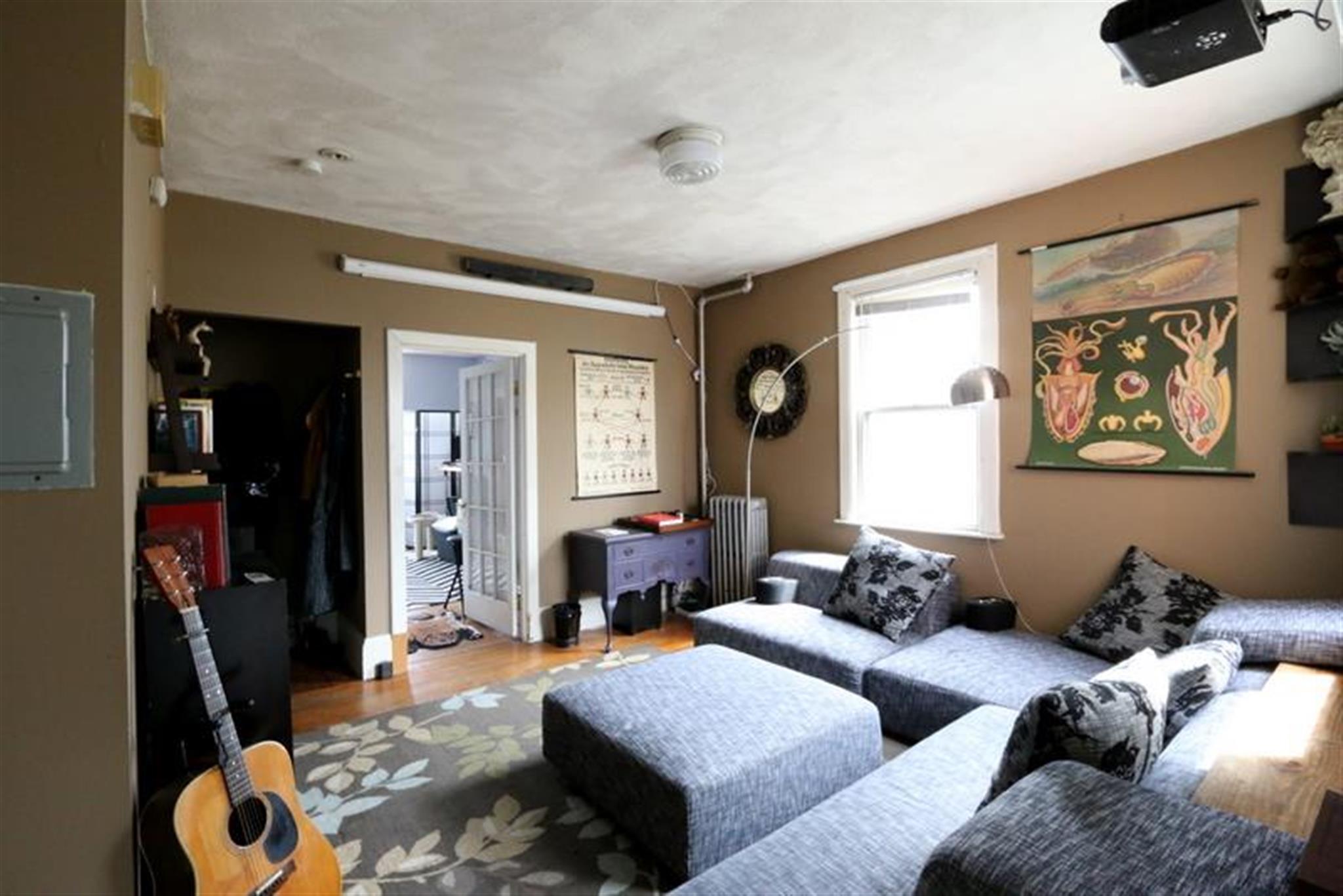 190 Holland St, Davis Square