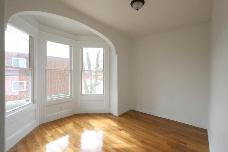 130 Sycamore St, Magoun Square