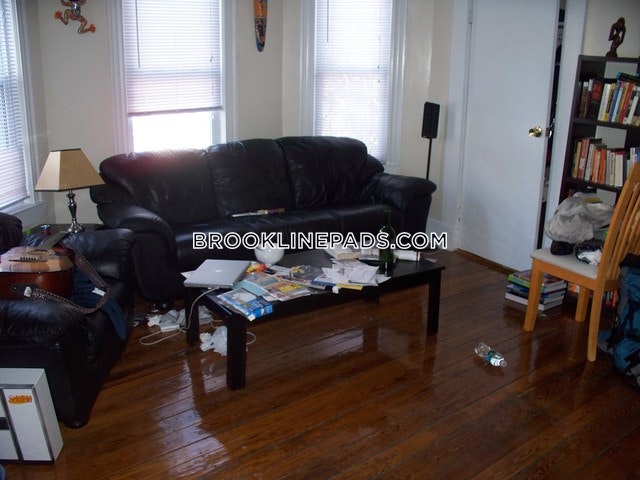 121 Brook St, Brookline Village