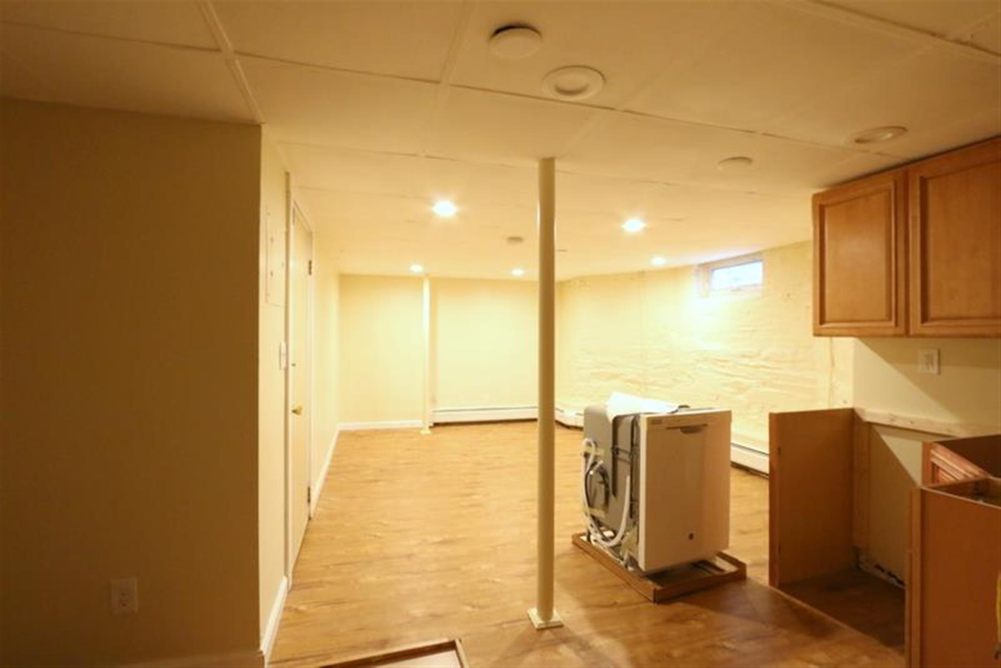 10 Garrison Ave, Teele Square