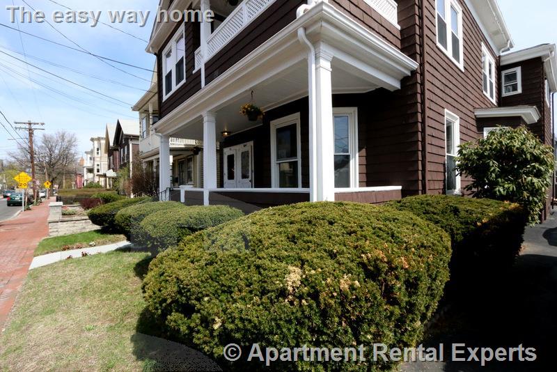 10 Meacham Rd, North Cambridge