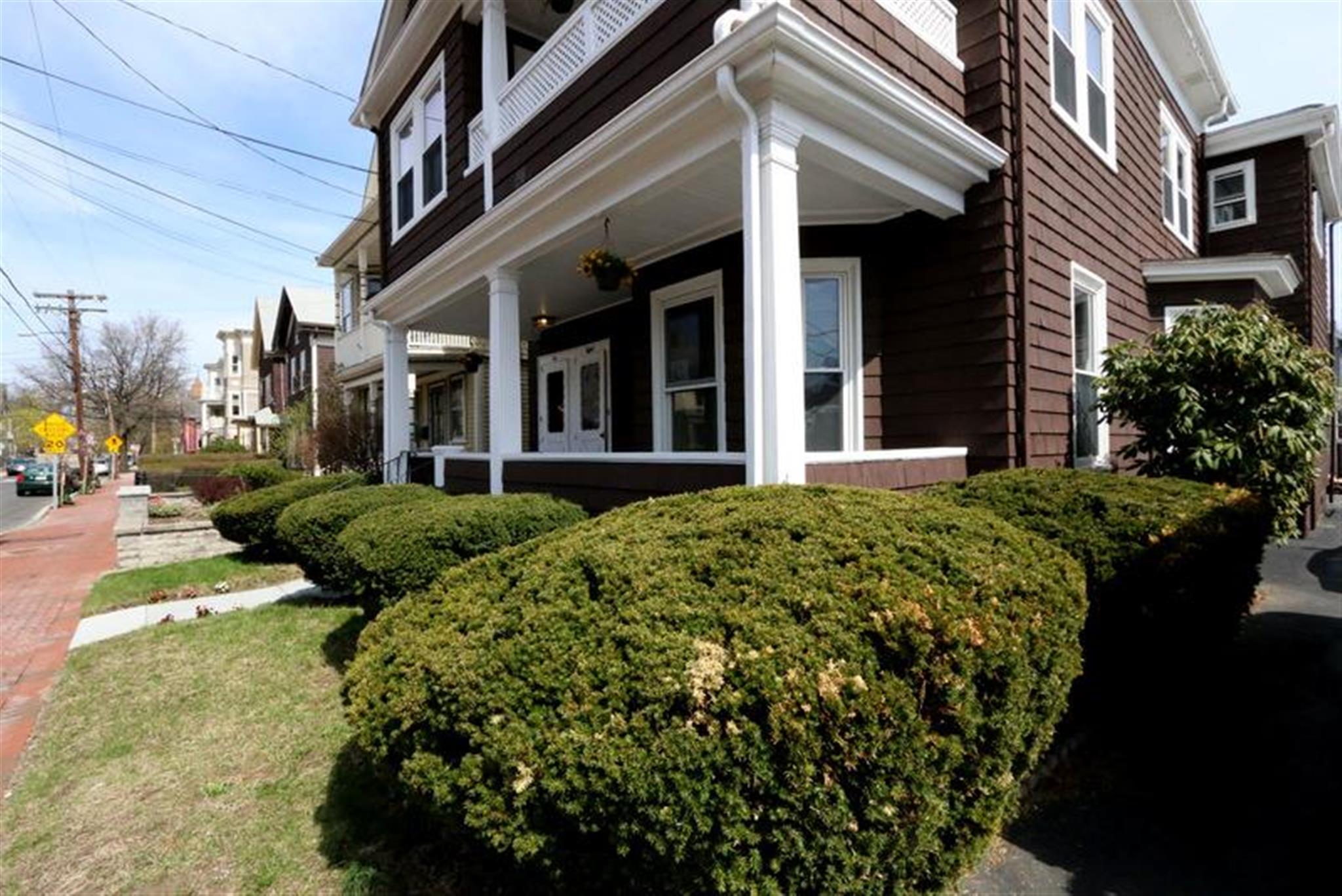 10 Meacham Rd, Porter Square