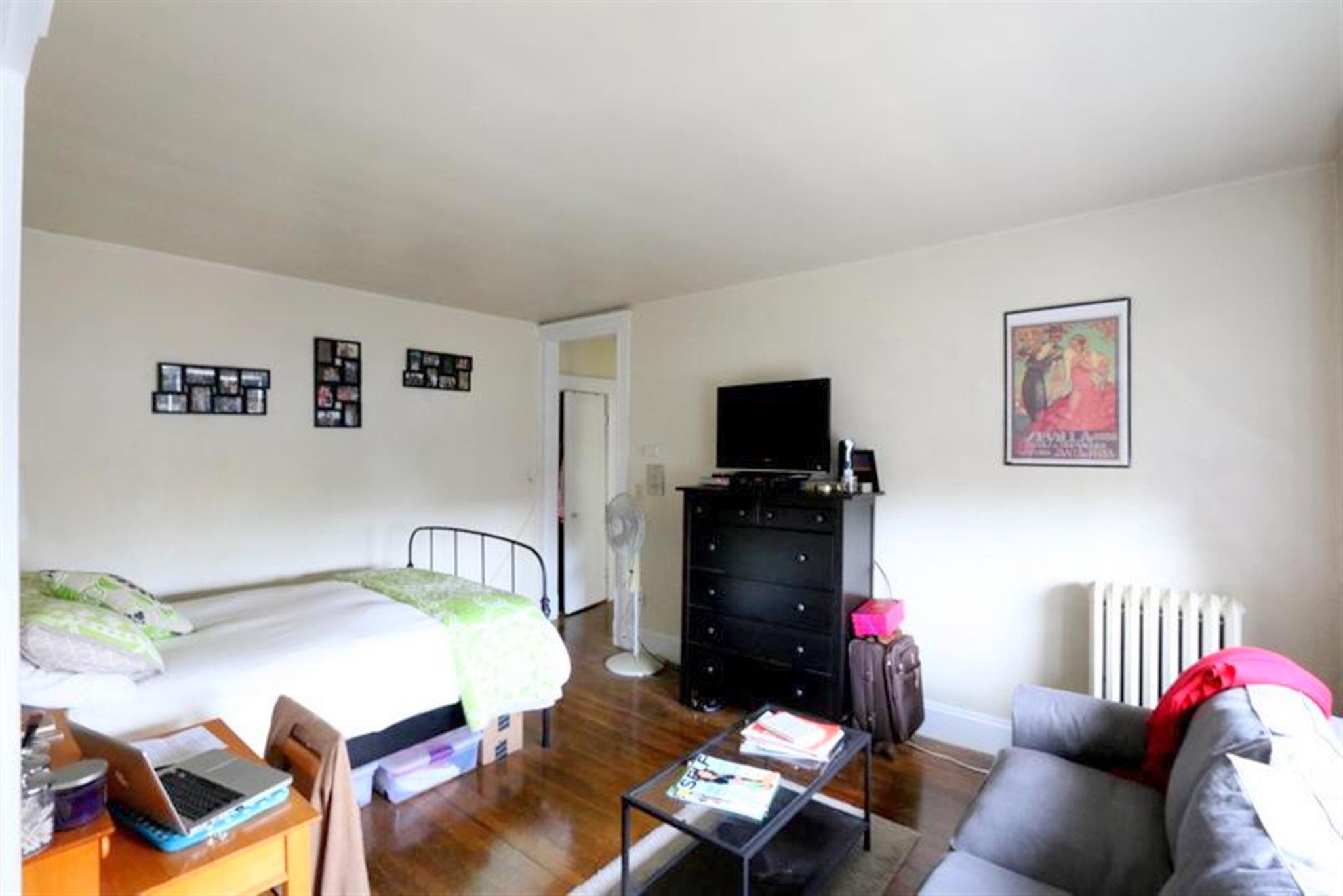 10 Agassiz St, Harvard Square