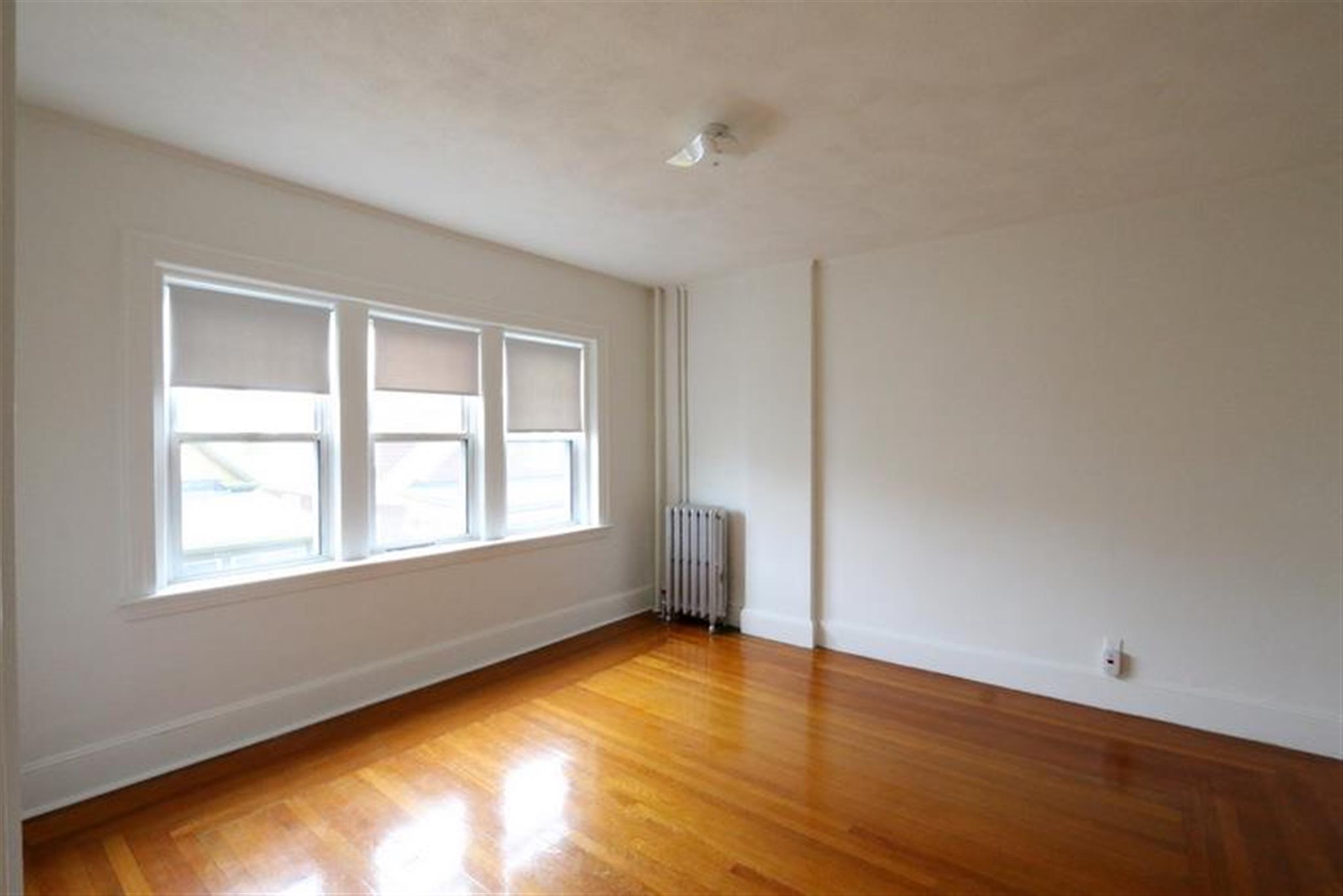 163 Summer, Spring Hill