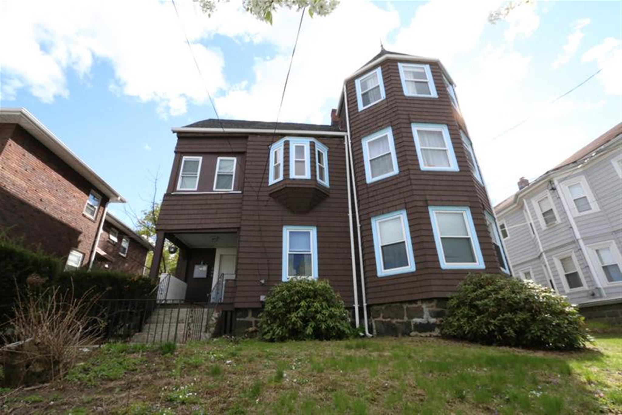 303 Boston Ave, Tufts University