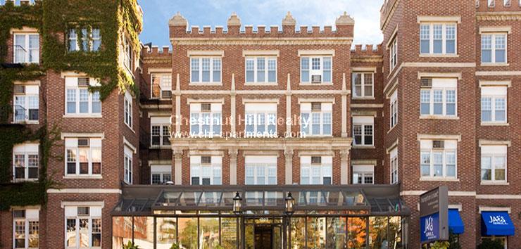 1223 Beacon St, Longwood