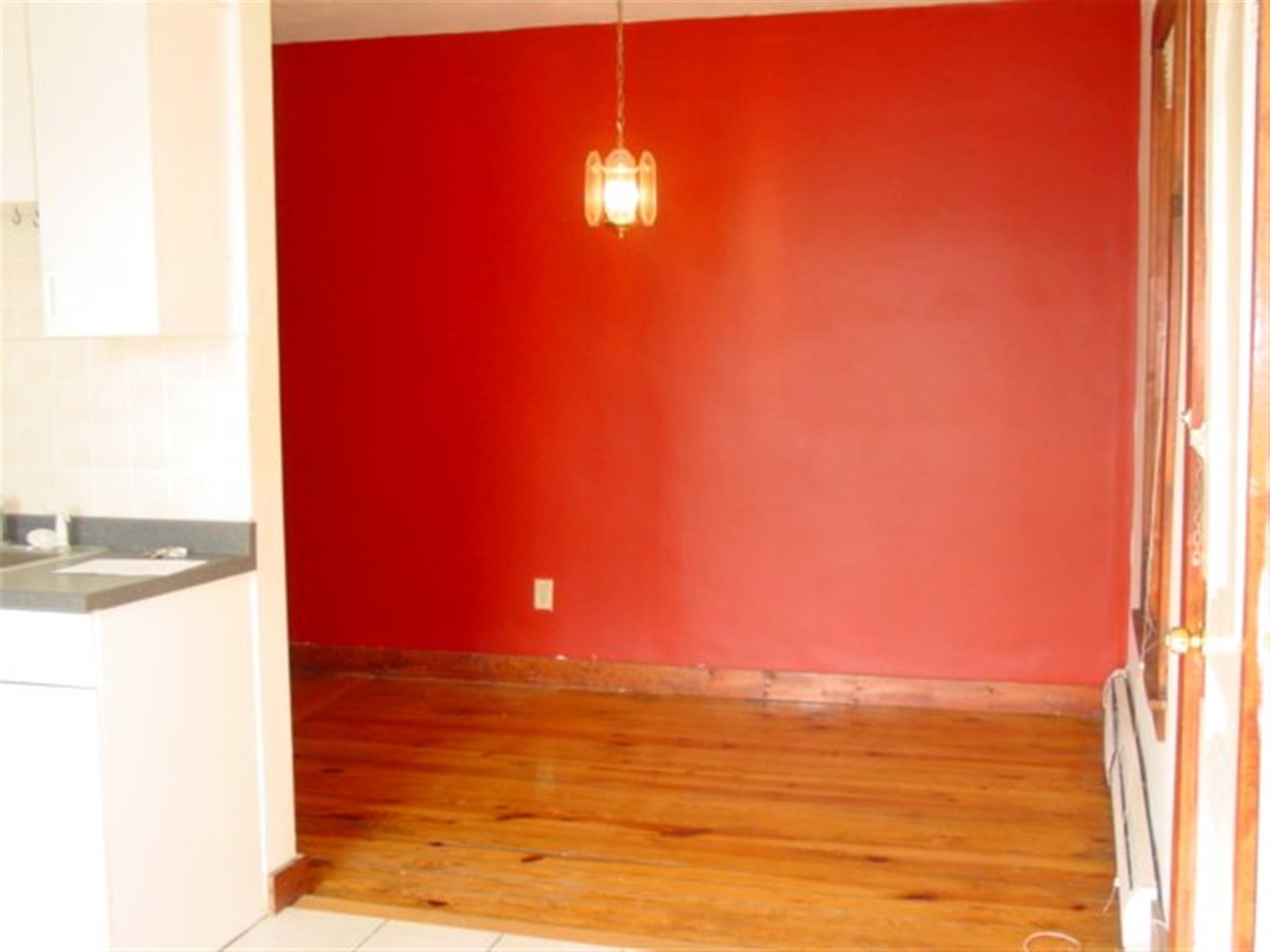 66 Pleasant St, Cambridgeport