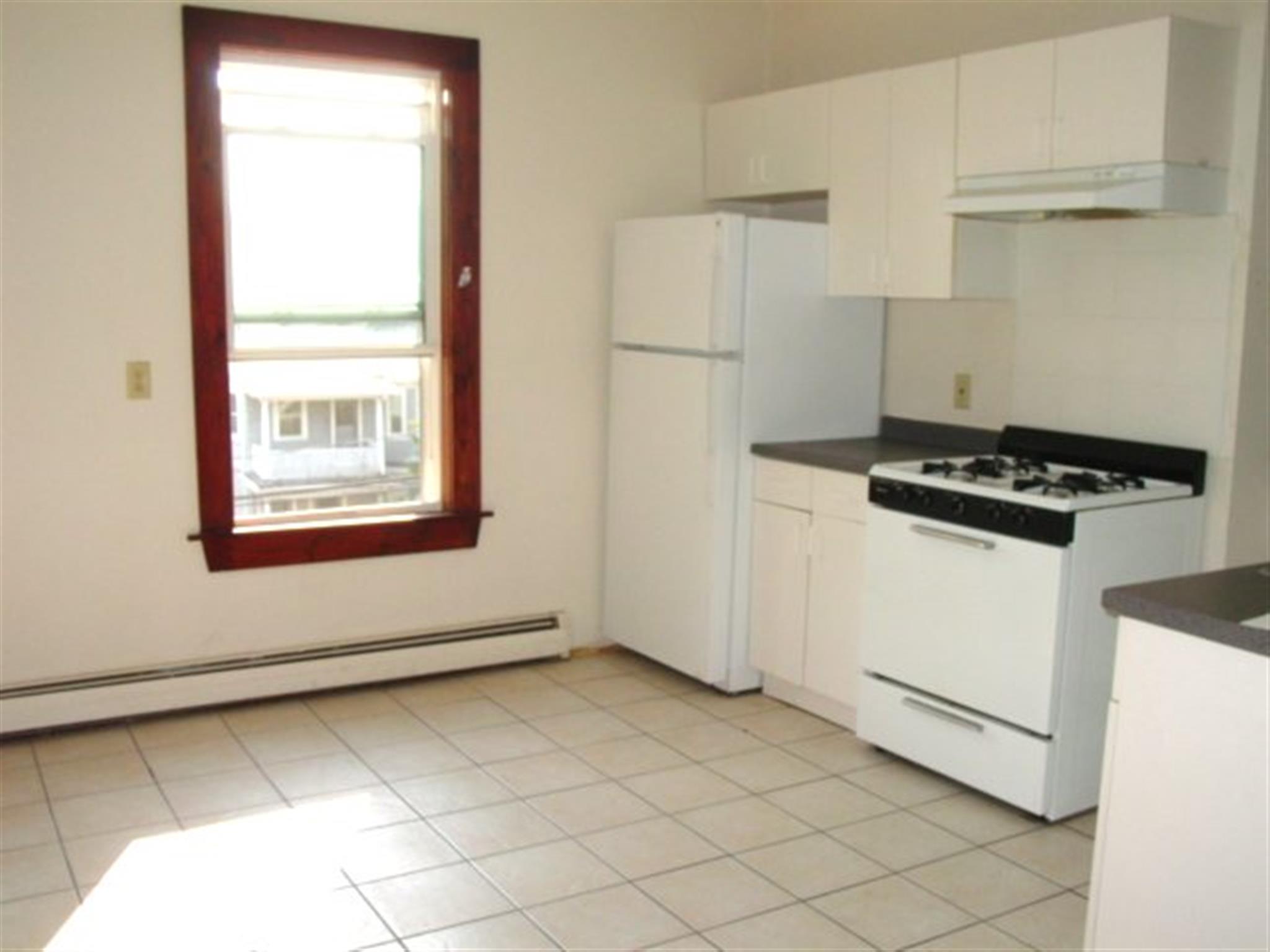 66 Pleasant St, Cambridgeport