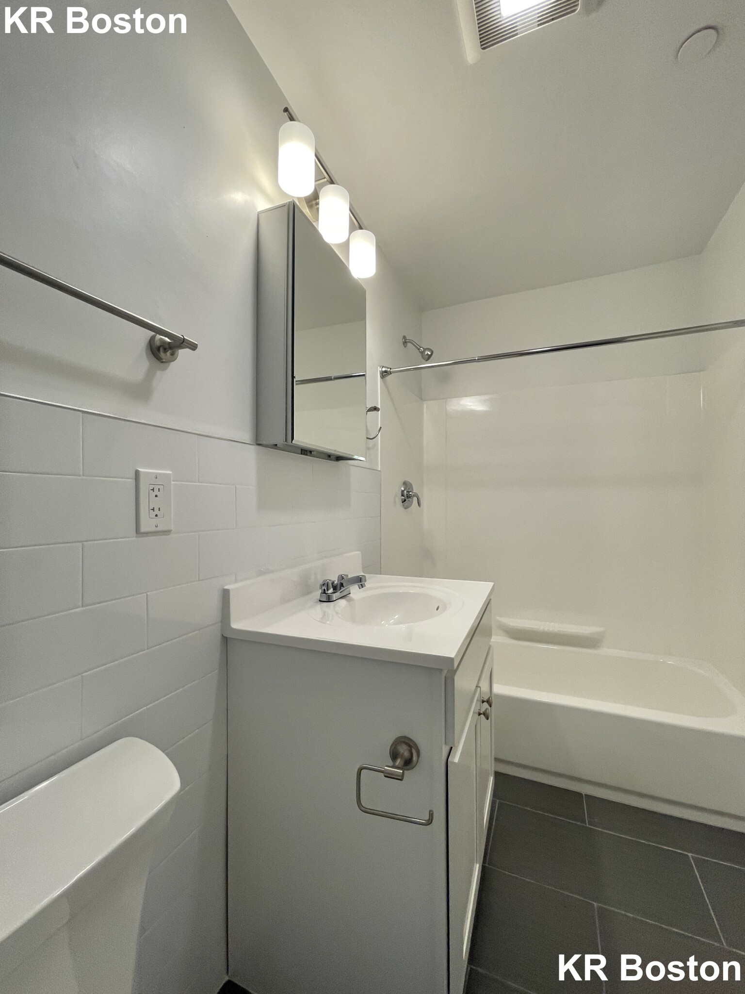 135 Sutherland Rd, Brighton