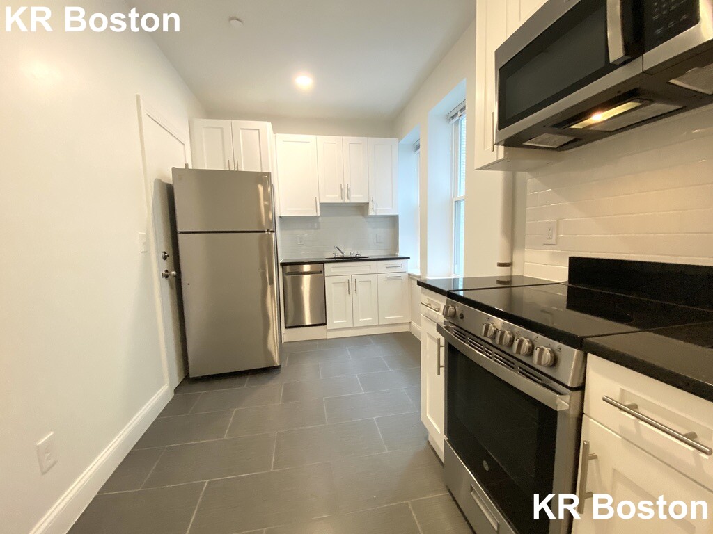 123 Sutherland Rd, Brighton