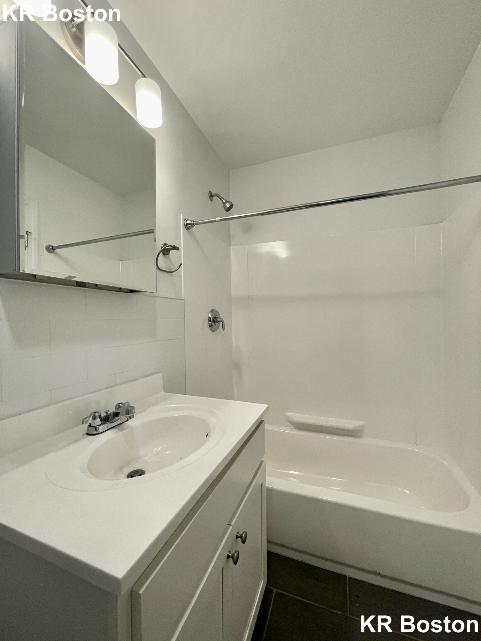 123 Sutherland Rd, Brighton