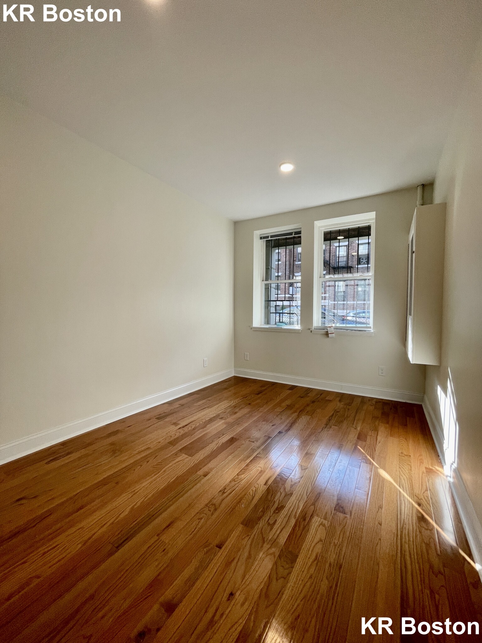 123 Sutherland Rd, Brighton