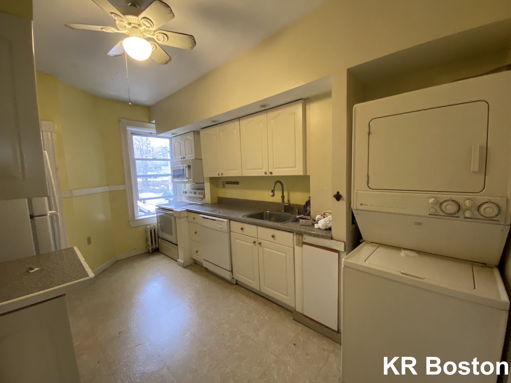 1232 Beacon St, Coolidge Corner