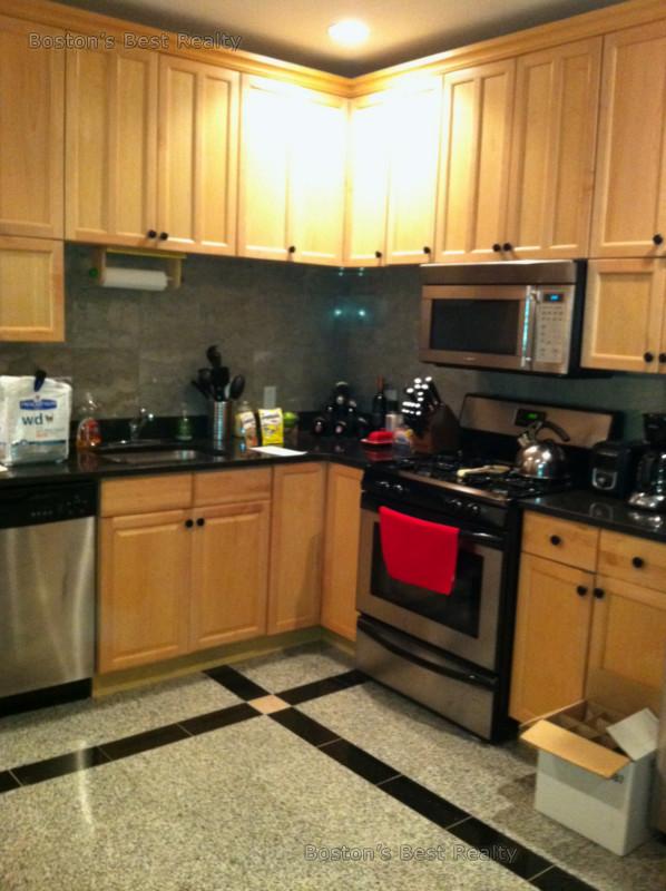 69 Babcock St, Coolidge Corner