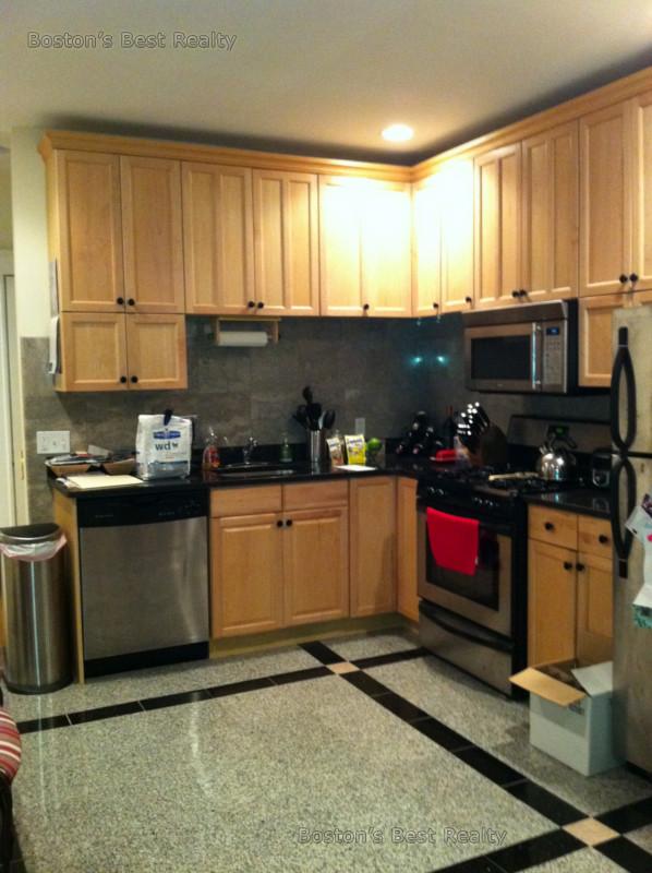 69 Babcock St, Coolidge Corner