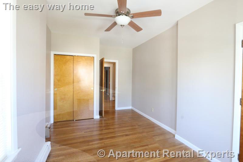 10 Meacham Rd, North Cambridge