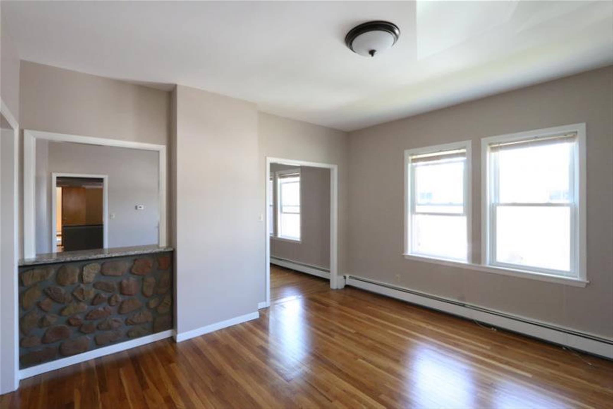 10 Meacham Rd, Porter Square