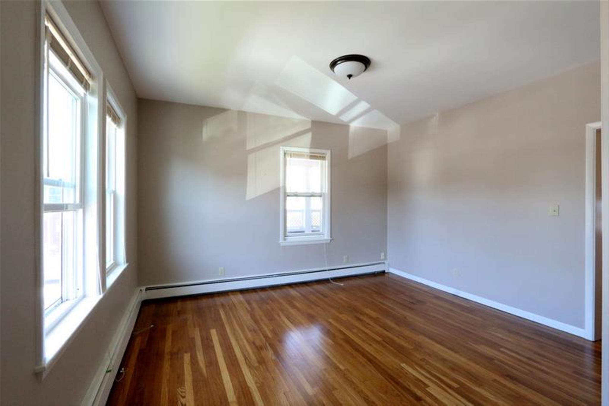 10 Meacham Rd, Porter Square