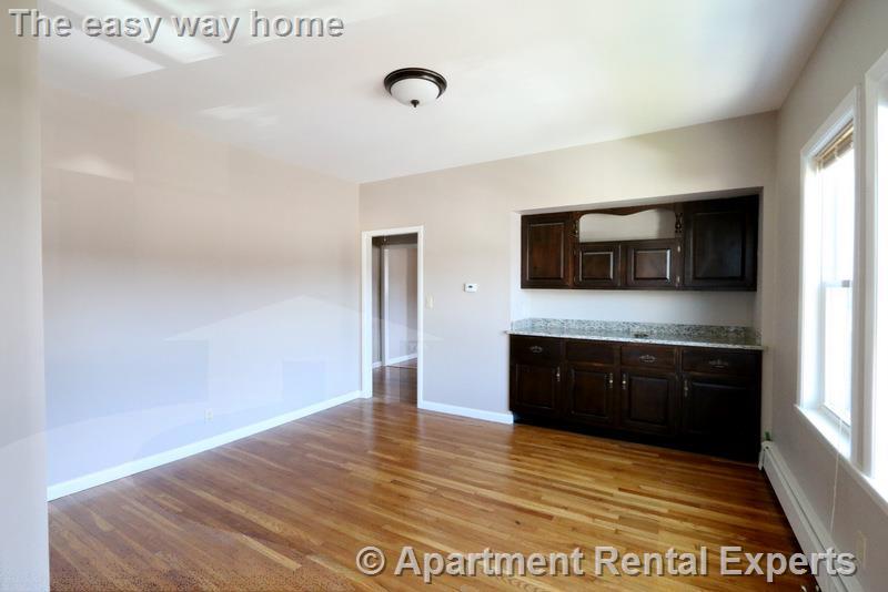 10 Meacham Rd, North Cambridge