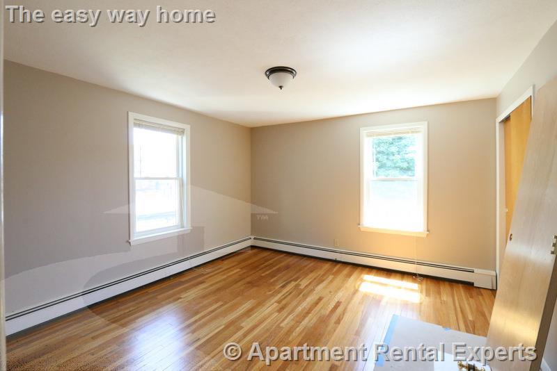 10 Meacham Rd, North Cambridge