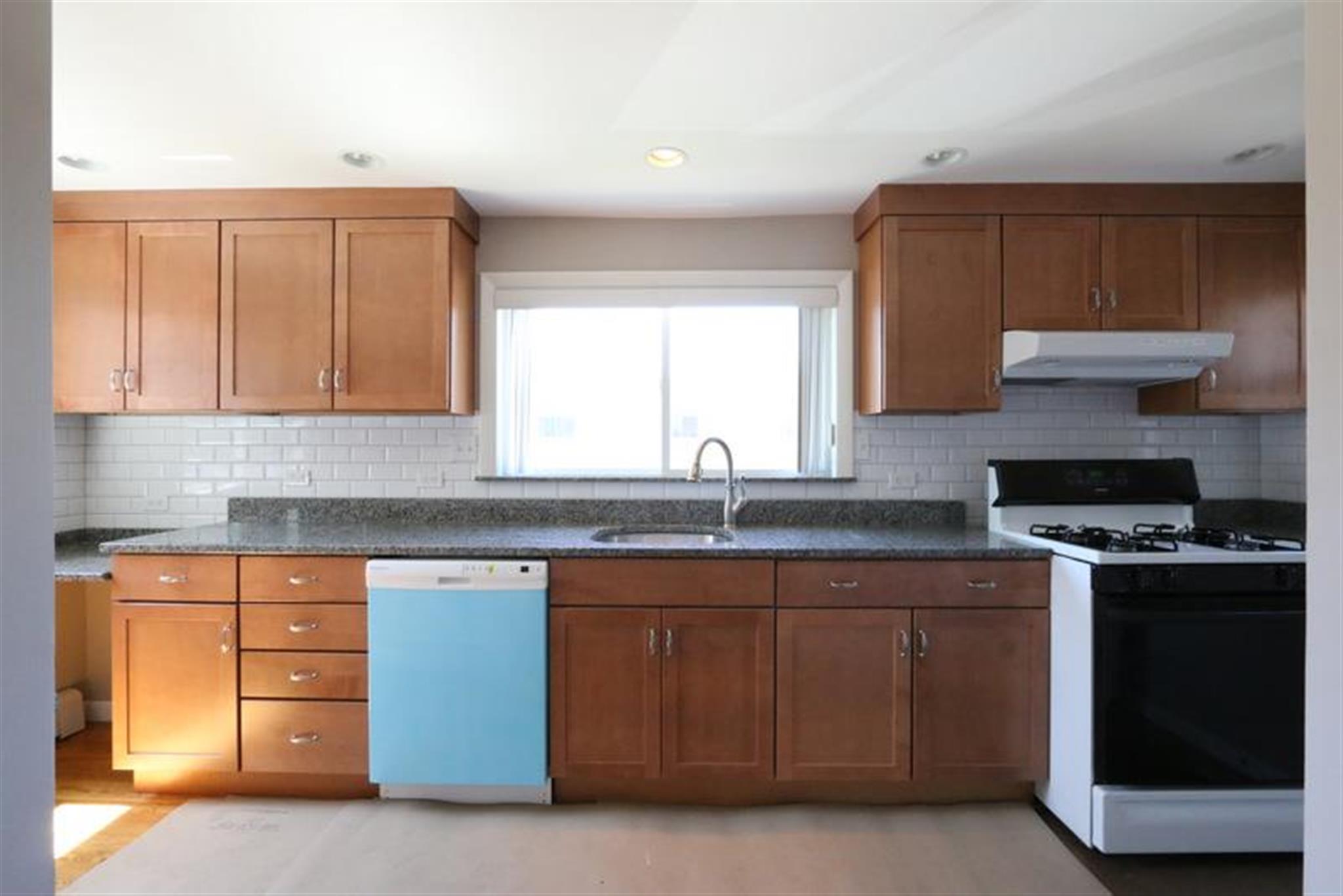 10 Meacham Rd, Porter Square