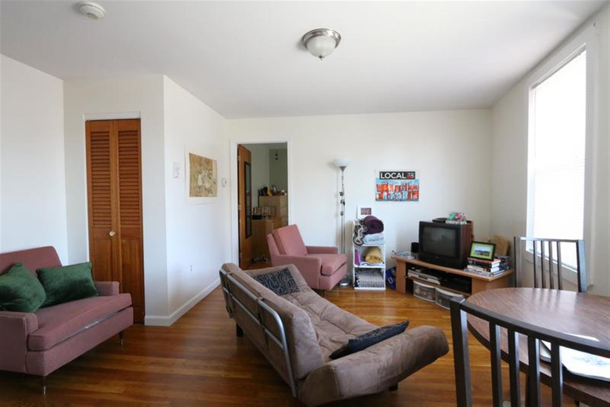 35 Davis Sq, Davis Square