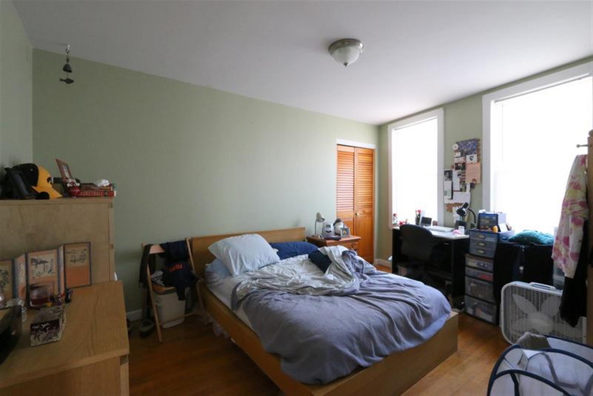 35 Davis Sq, Davis Square