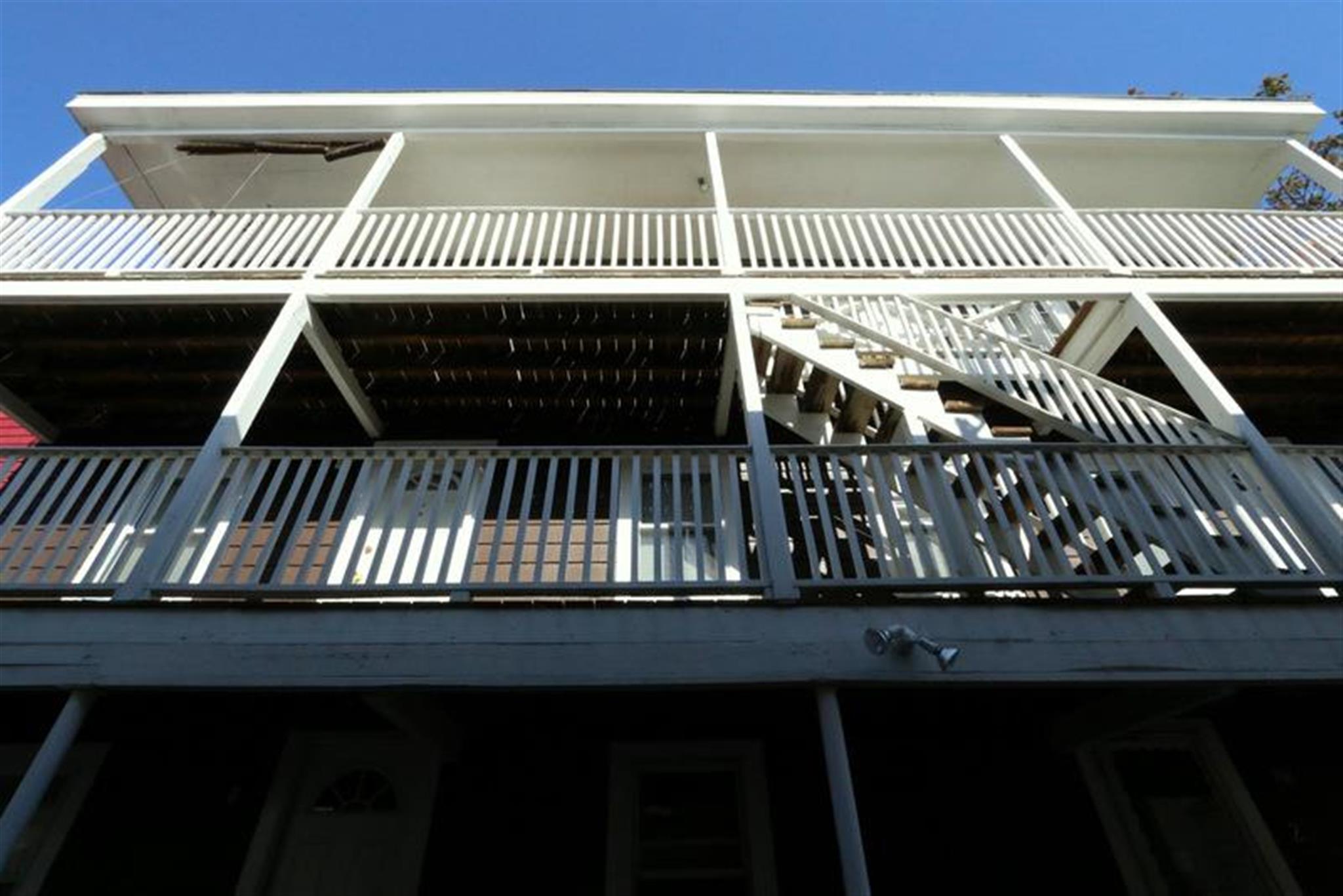 128 Pine St, Central Square