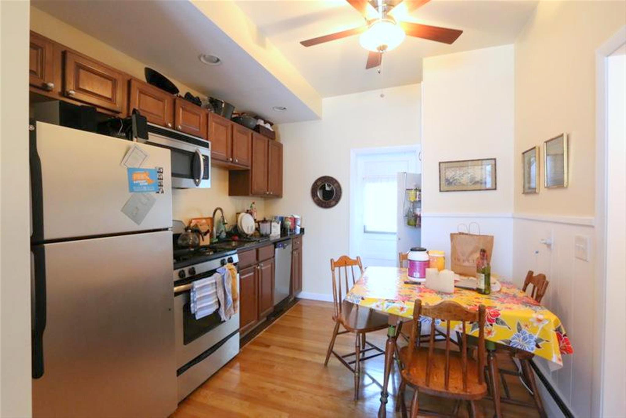 256 Summer St, Porter Square