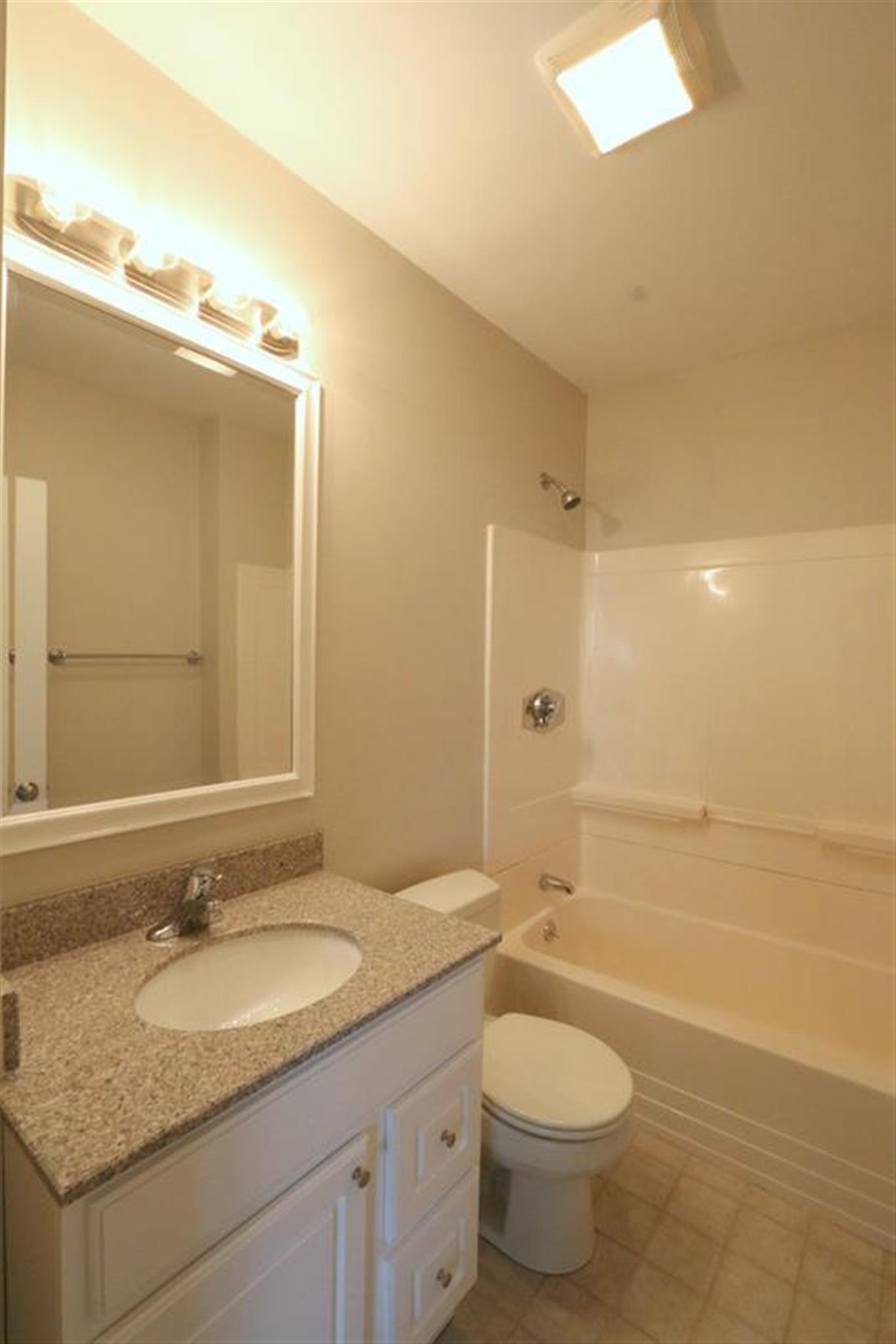 38 Medford St, Medford