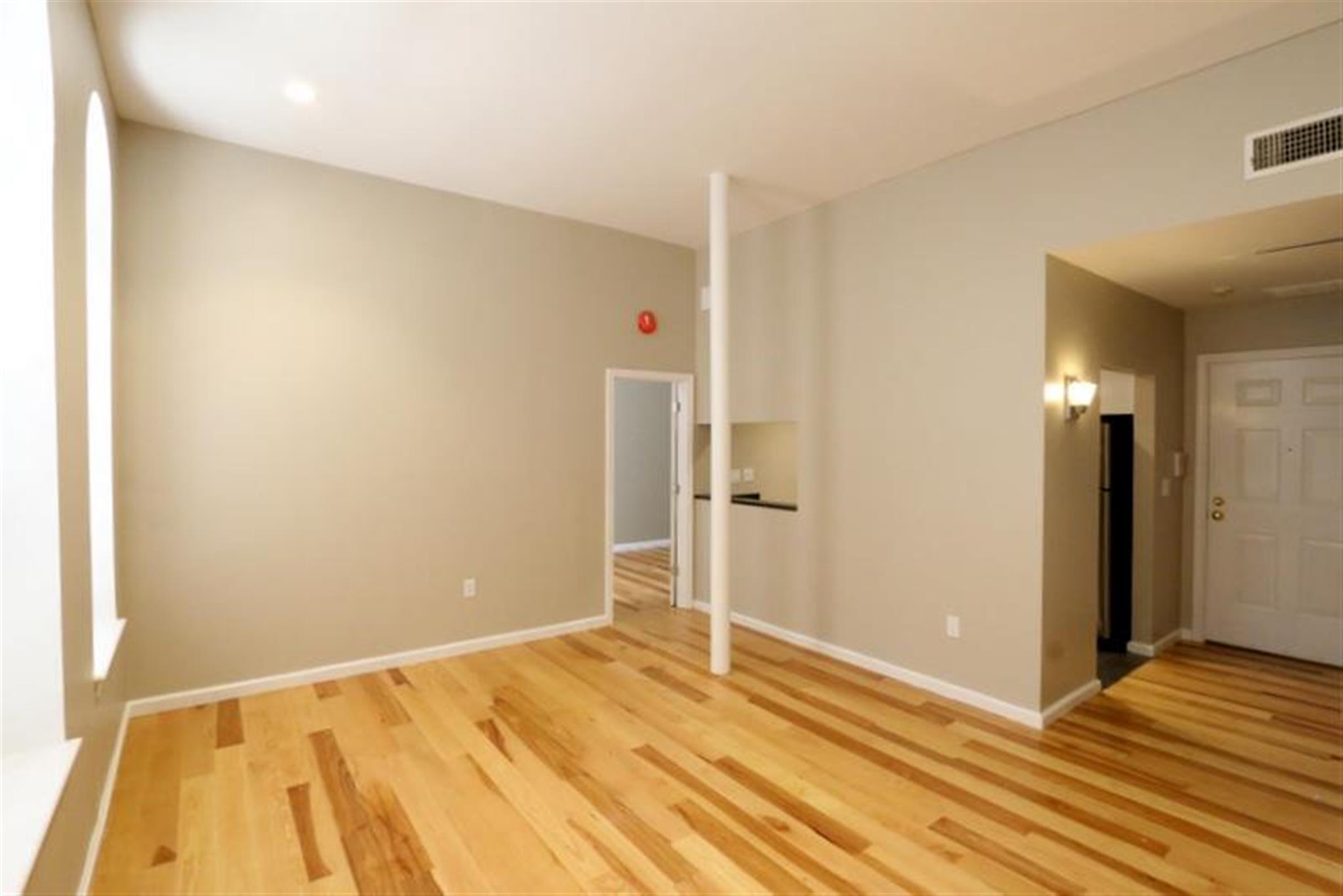 17 Bow St, Union Square