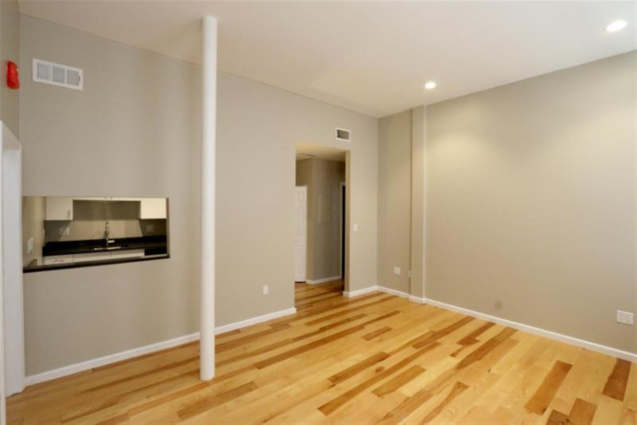 17 Bow St, Union Square