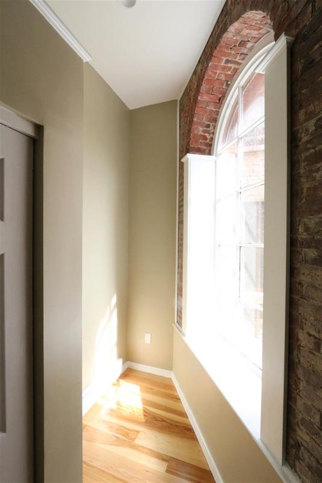 17 Bow St, Union Square