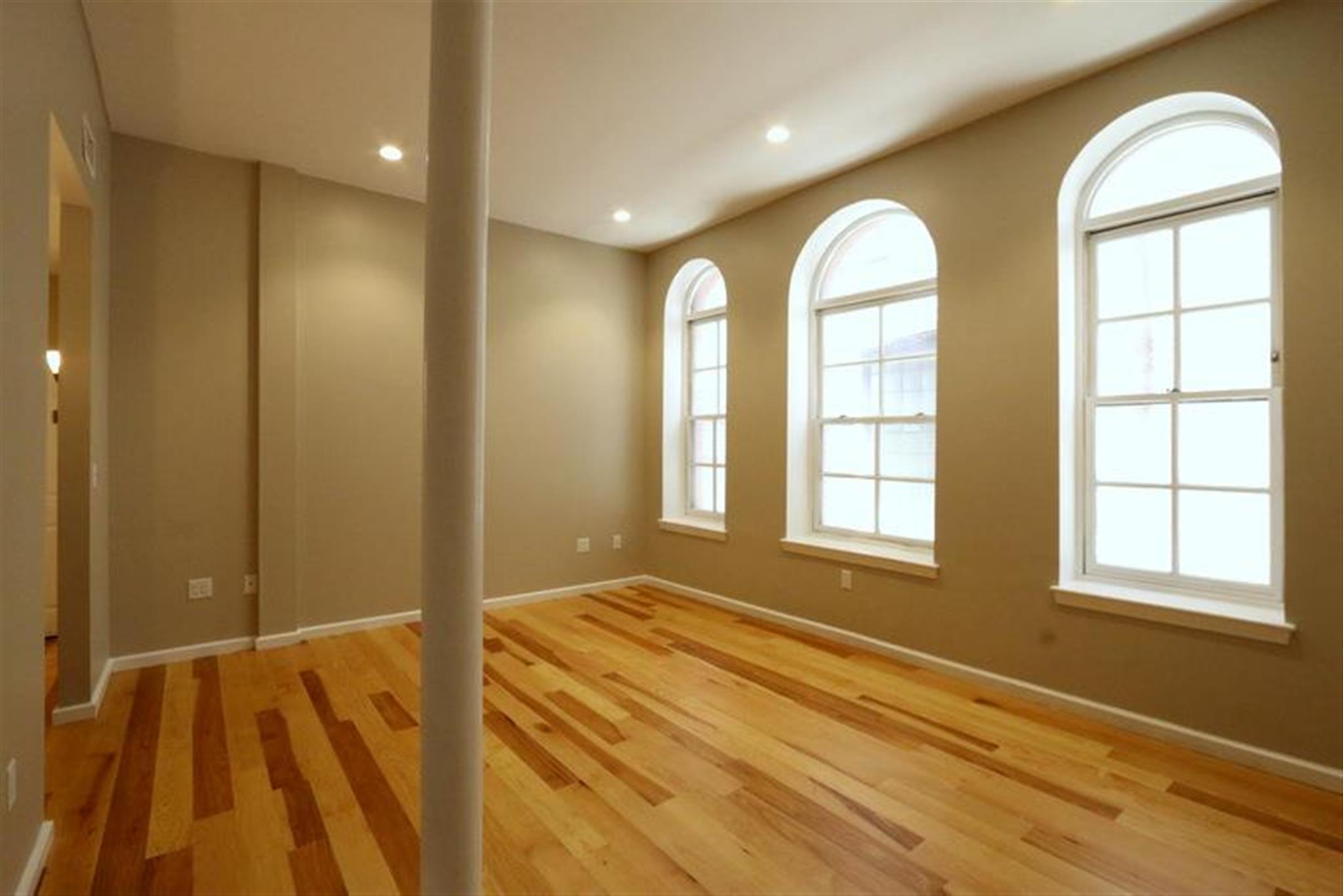 17 Bow St, Union Square