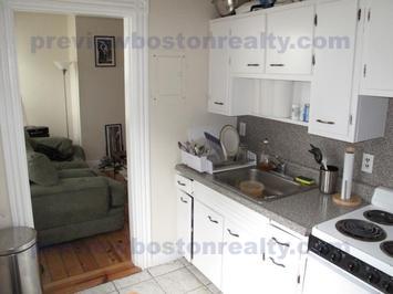 47 Cameron St, Brookline Hills