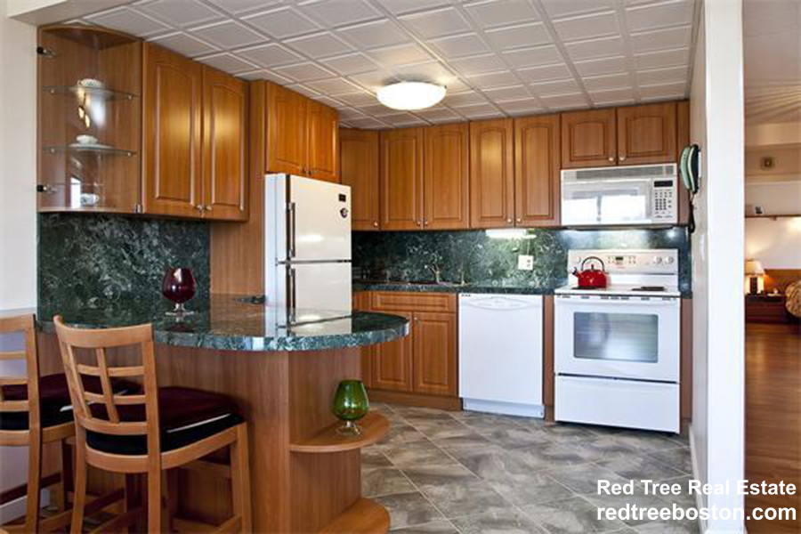 1243 Beacon St, Coolidge Corner