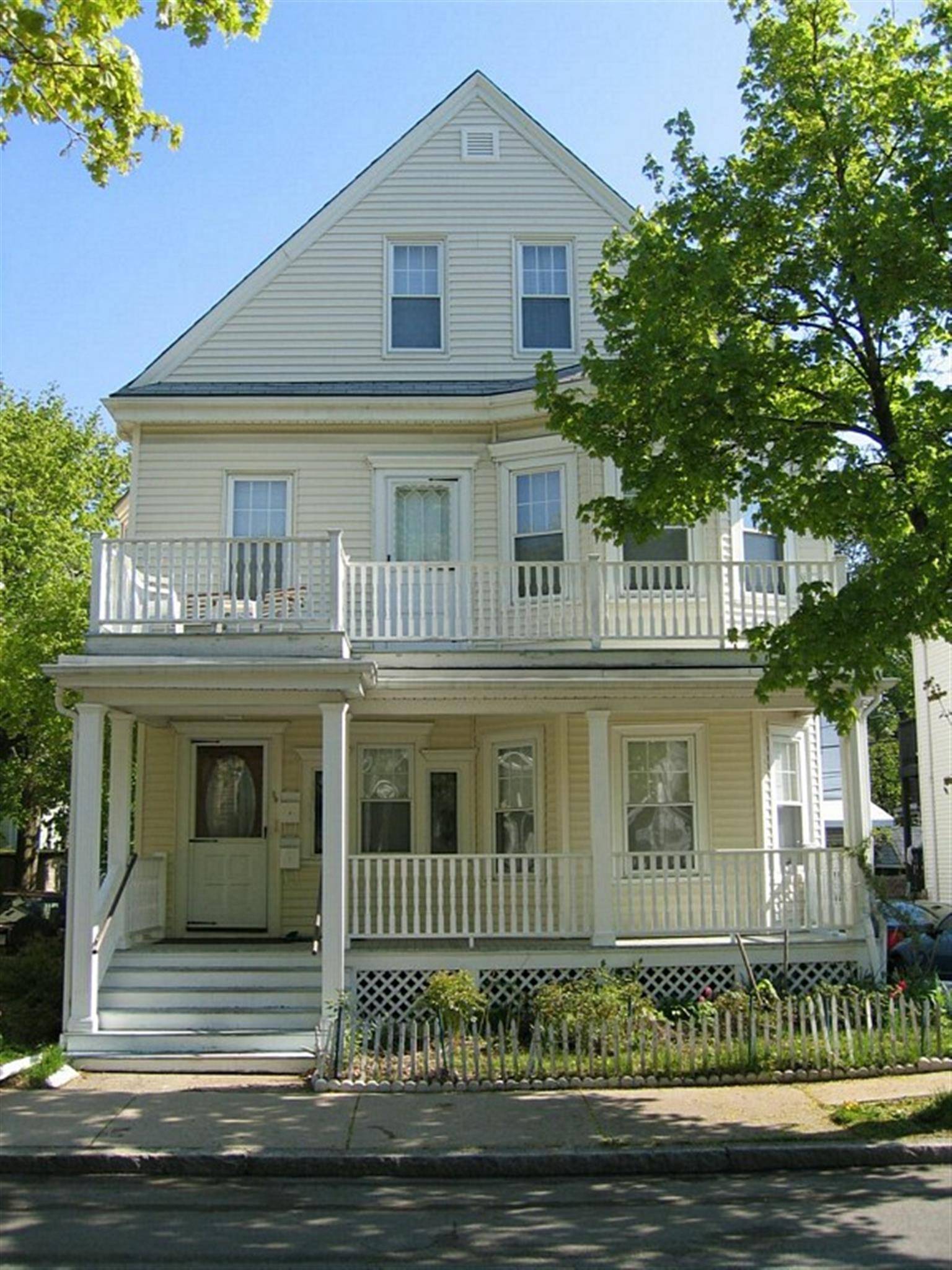 59 Ossipee Rd, Teele Square