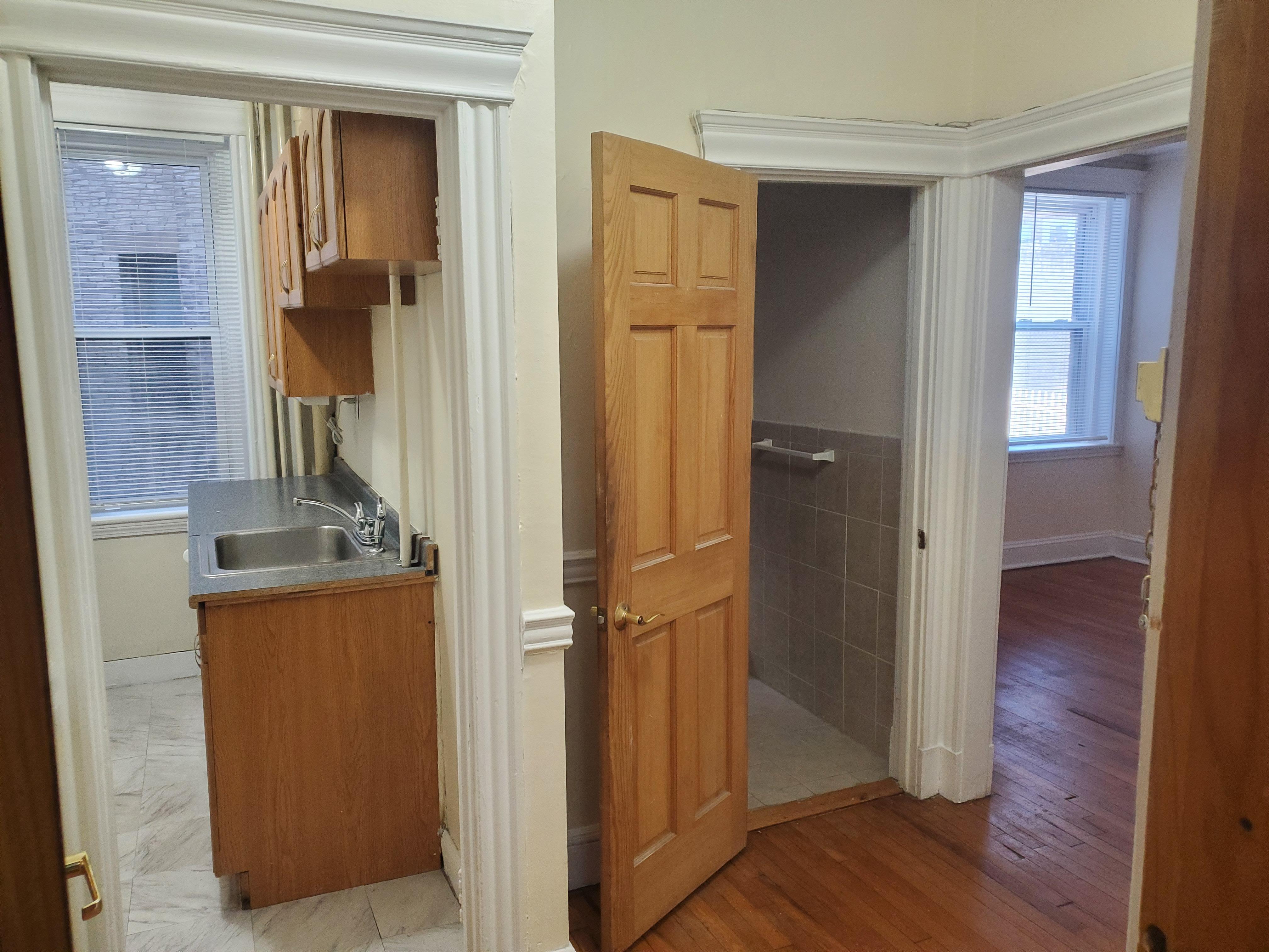 360 Riverway, Mission Hill