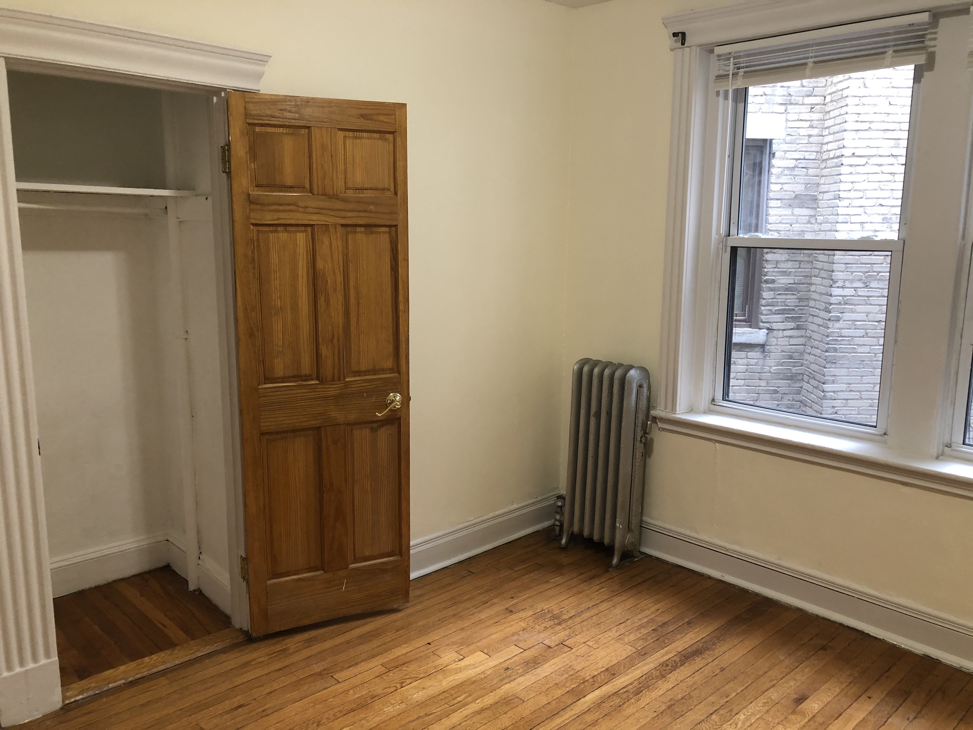 352 Riverway, Mission Hill