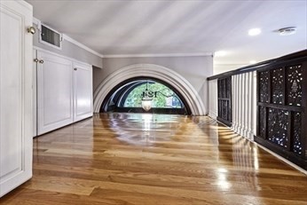 124 Beacon St, Back Bay