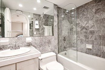 124 Beacon St, Back Bay