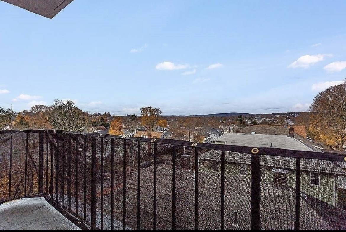 125 Trapelo Rd, Belmont Center