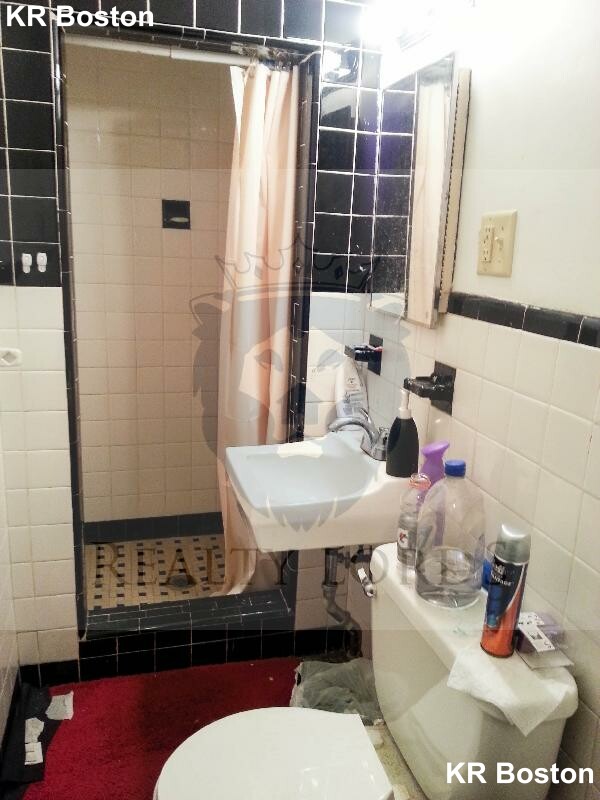 1254 Commonwealth Ave, Allston