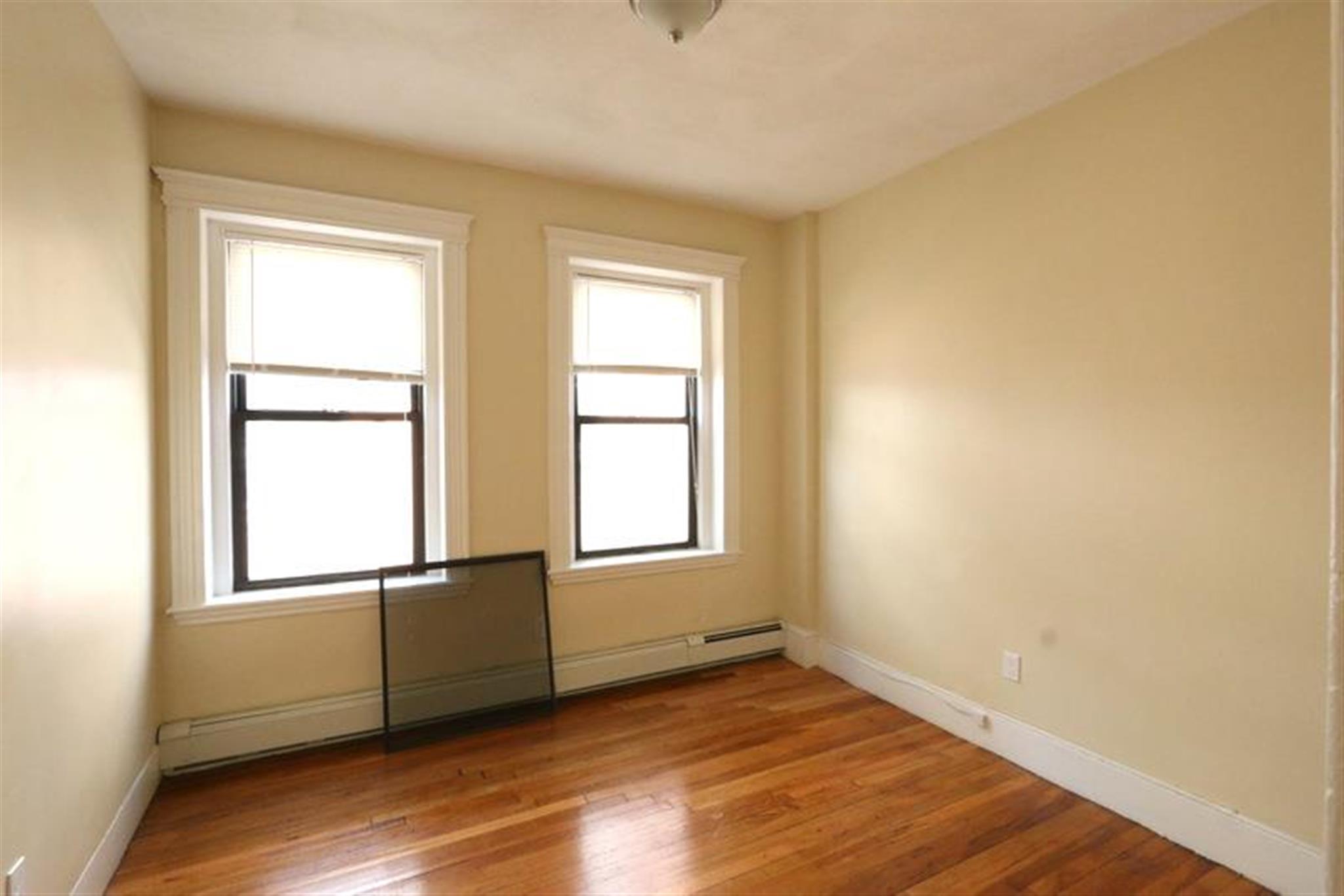 77 Hancock St, Central Square